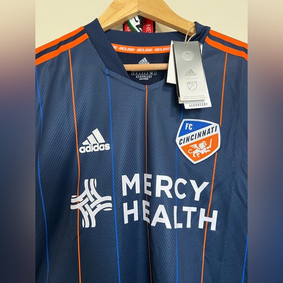FC Cincinnati MLS Official Soccer Jersey - Picture 3 of 12